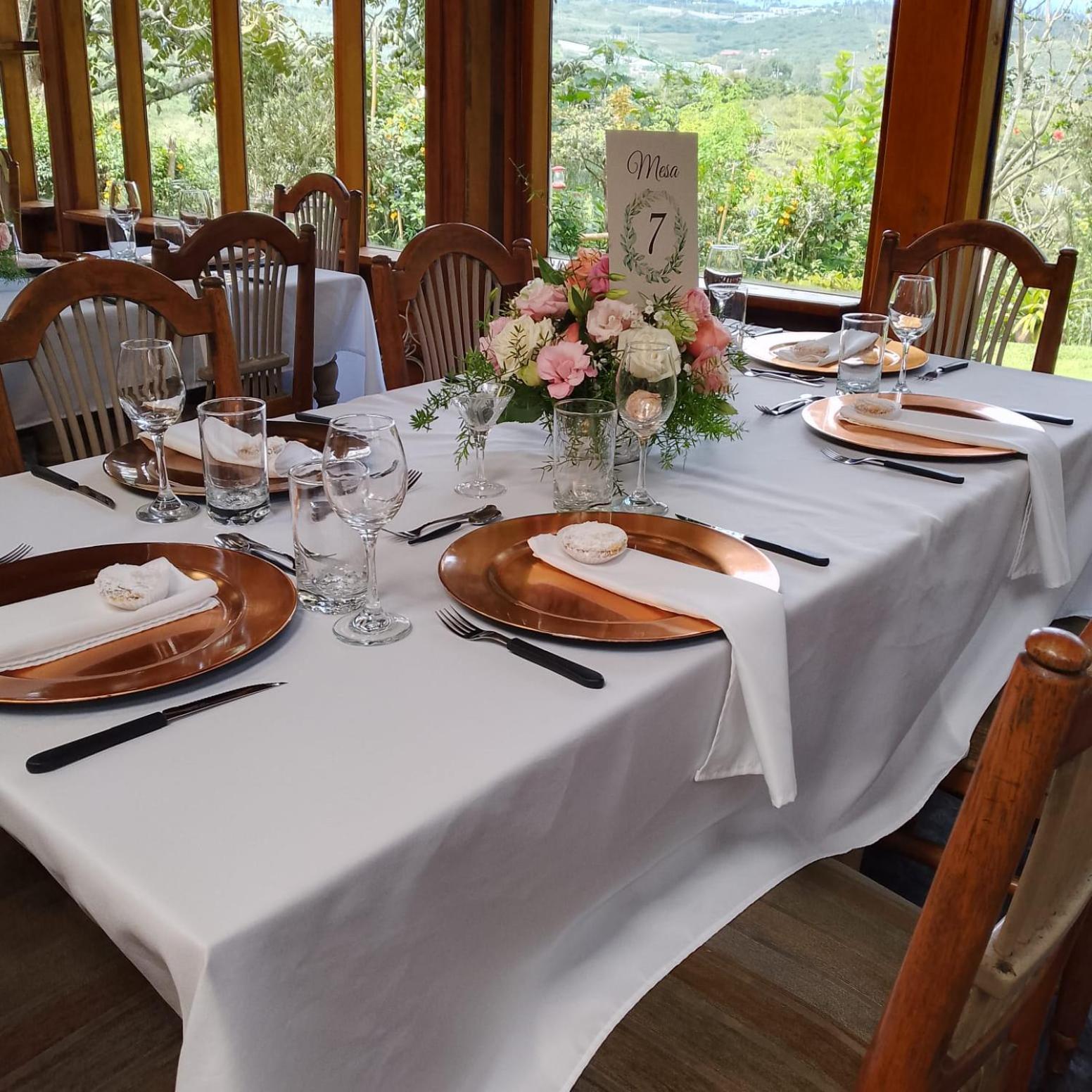 Hosteria Cananvalle 伊瓦拉 外观 照片